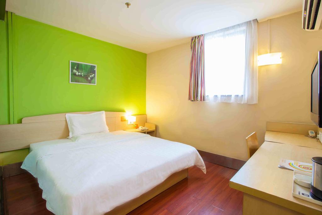7Days Inn Qufu Sankong Habitación foto